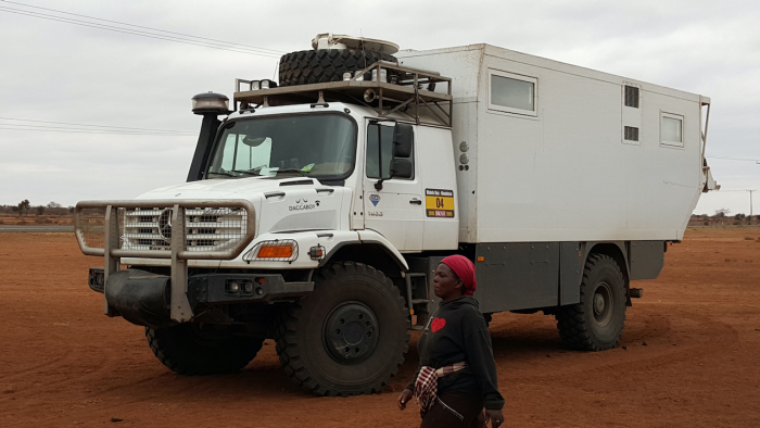 mercedes-zetros-1833-4×4